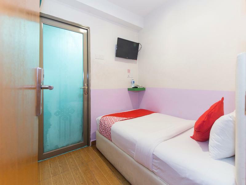 Oyo 419 City Boutique Hotel Bangi Exterior photo