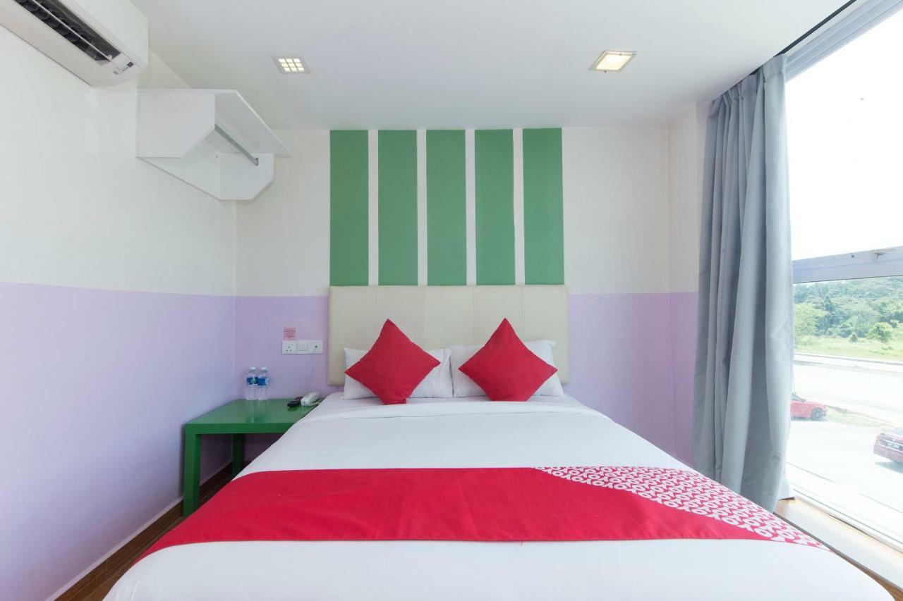 Oyo 419 City Boutique Hotel Bangi Exterior photo