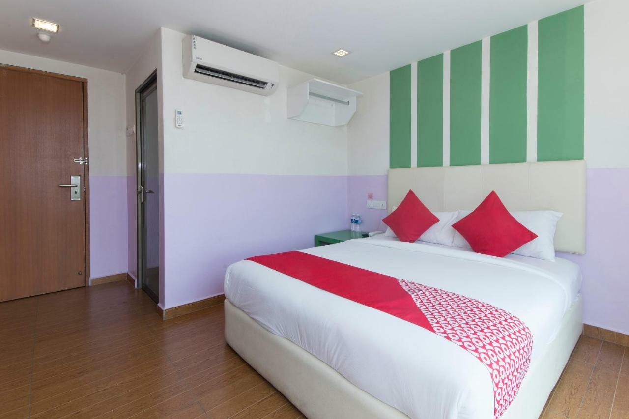 Oyo 419 City Boutique Hotel Bangi Exterior photo